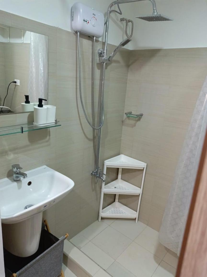 Shore 2 Residences High Speed Internet Walking Distance To Moa And Ikea مانيلا المظهر الخارجي الصورة