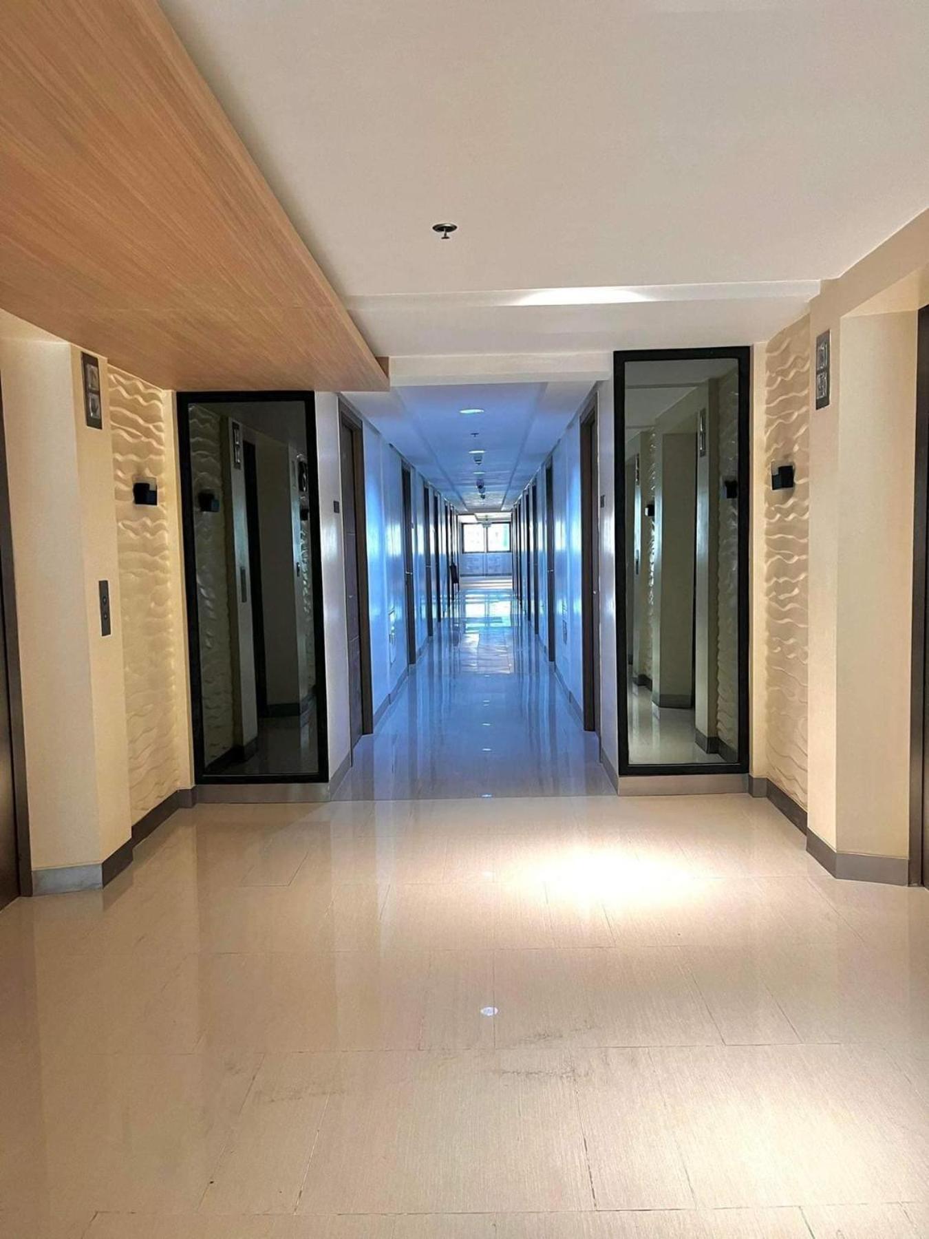 Shore 2 Residences High Speed Internet Walking Distance To Moa And Ikea مانيلا المظهر الخارجي الصورة